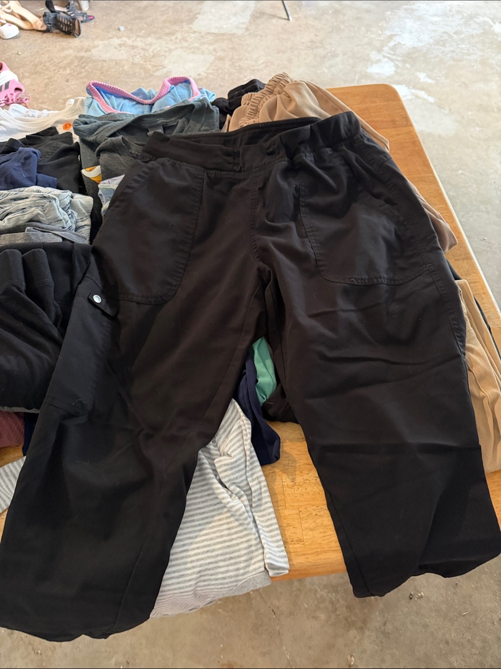 Black Women’s Scrub Pants - Comfortable Everyday Workwear